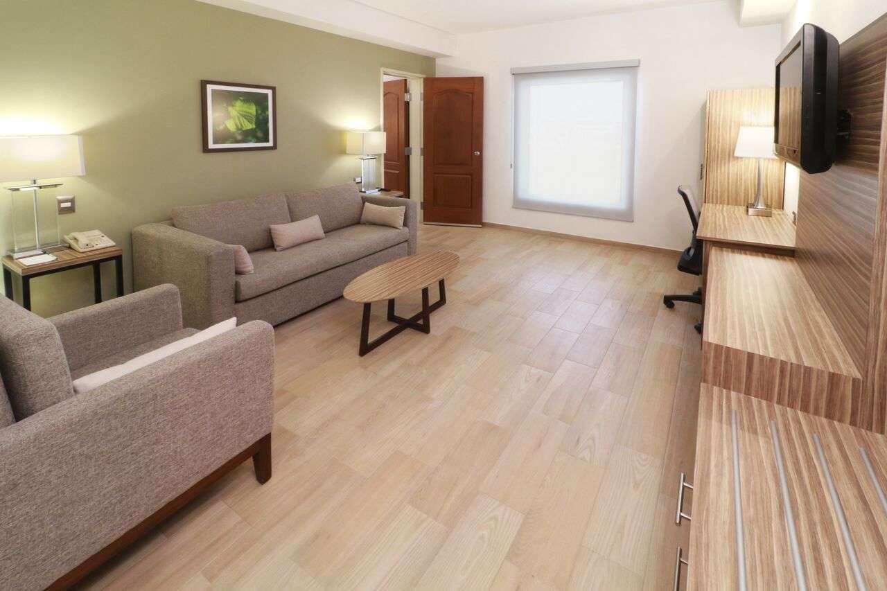 Wyndham Garden Monterrey Valle Real Exterior photo