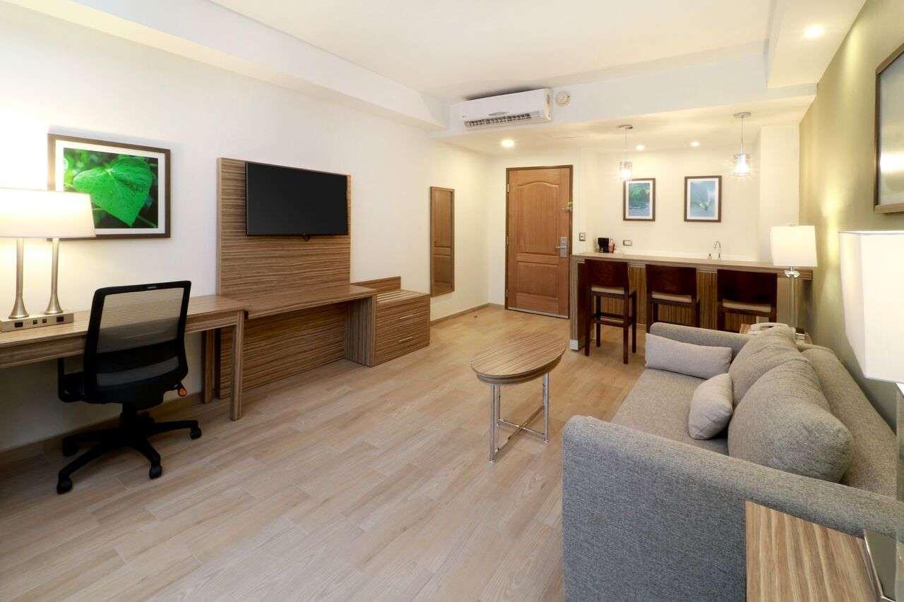 Wyndham Garden Monterrey Valle Real Exterior photo