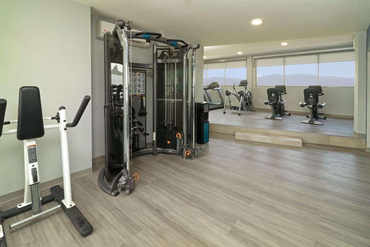 Wyndham Garden Monterrey Valle Real Exterior photo